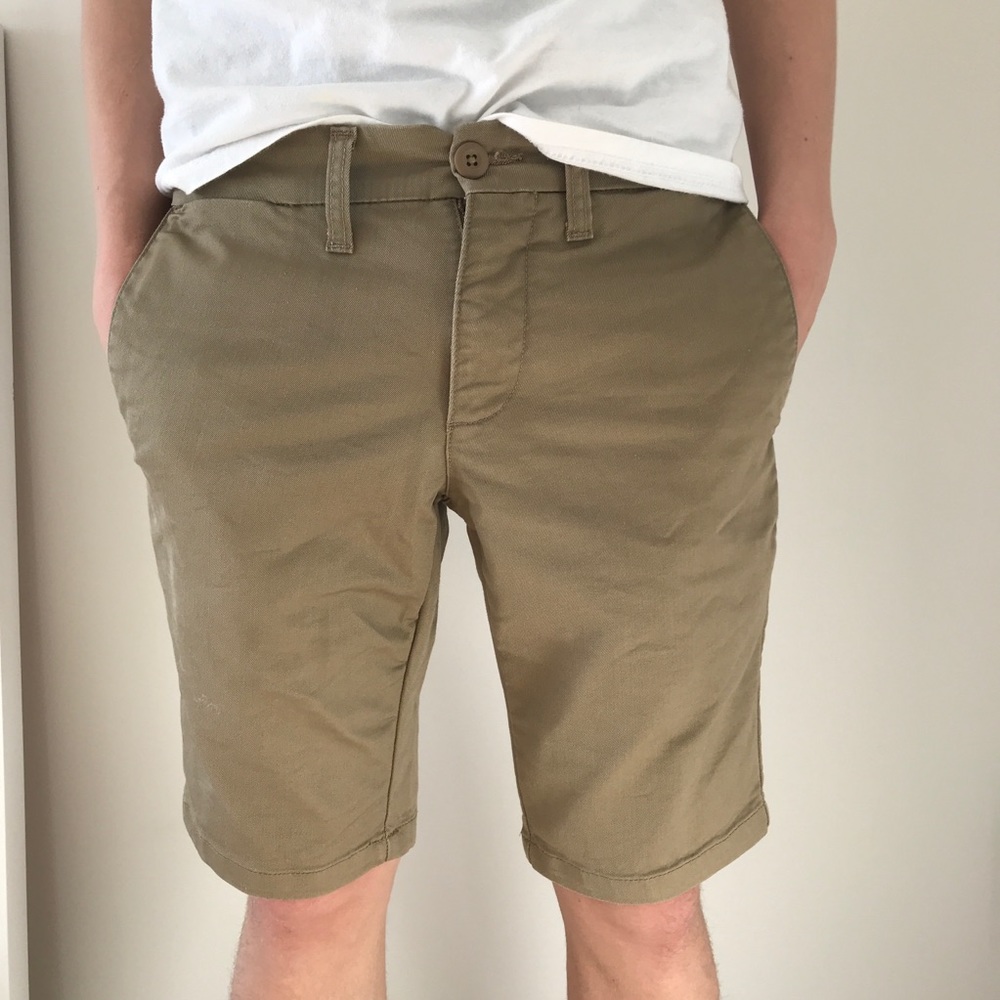 CARHARTT KHAKI SHORTS
